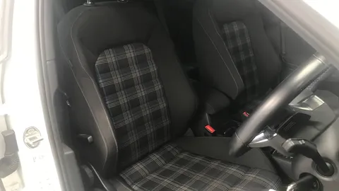 VOLKSWAGEN GOLF 1.4 TSI GTE Advance DSG