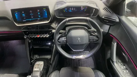 PEUGEOT 2008 100kW GT 50kWh Auto