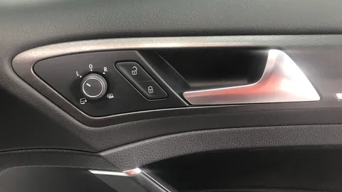 VOLKSWAGEN GOLF 1.4 TSI GTE Advance DSG