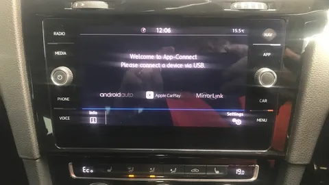 VOLKSWAGEN GOLF 1.4 TSI GTE Advance DSG