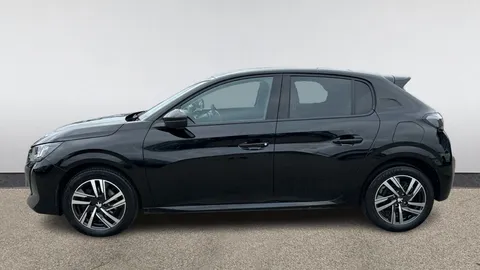 PEUGEOT 208 1.2 PureTech 100 Allure Premium + EAT8