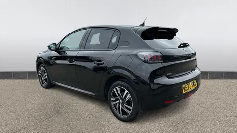 PEUGEOT 208 1.2 PureTech 100 Allure Premium + EAT8