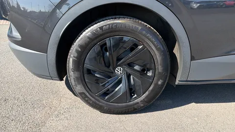 VOLKSWAGEN ID.4 109kW Life Pure 52kWh Auto