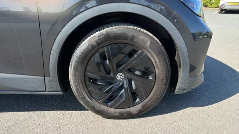 VOLKSWAGEN ID.4 109kW Life Pure 52kWh Auto