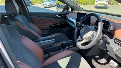 VOLKSWAGEN ID.4 109kW Life Pure 52kWh Auto