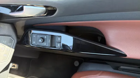 VOLKSWAGEN ID.4 109kW Life Pure 52kWh Auto