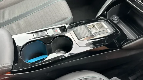 PEUGEOT 208 1.2 PureTech 100 Allure Premium + EAT8