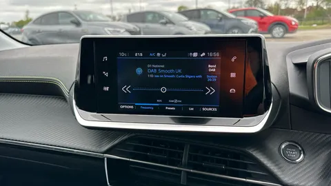 PEUGEOT 208 1.2 PureTech 100 Allure Premium + EAT8