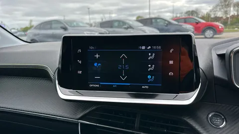 PEUGEOT 208 1.2 PureTech 100 Allure Premium + EAT8