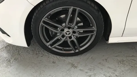 MERCEDES-BENZ CLA CLA 200 AMG Line Edition Tip Auto