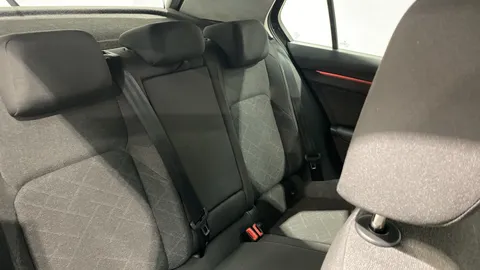 VOLKSWAGEN GOLF 1.5 TSI Life