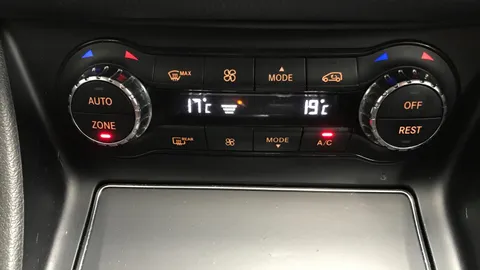 MERCEDES-BENZ CLA CLA 200 AMG Line Edition Tip Auto