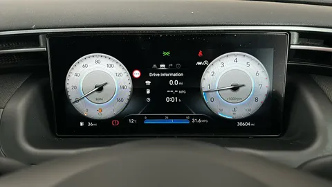 HYUNDAI TUCSON 1.6 TGDi Premium 2WD