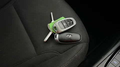 HYUNDAI TUCSON 1.6 TGDi Premium 2WD