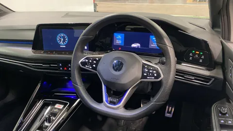 VOLKSWAGEN GOLF 1.4 TSI GTE DSG