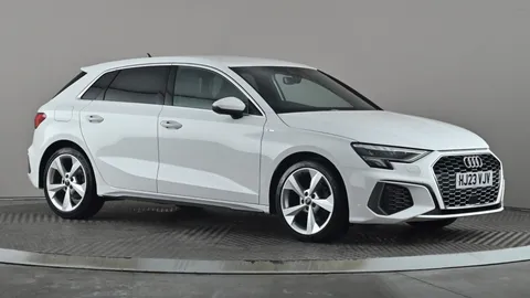 AUDI A3 35 TFSI S Line