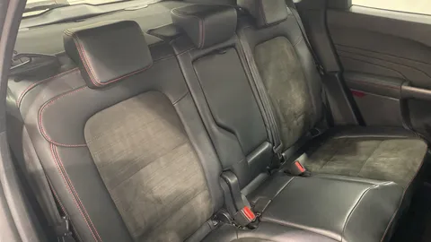 FORD KUGA 2.5 FHEV ST-Line X Edition CVT