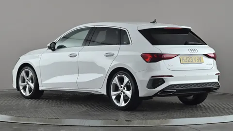 AUDI A3 35 TFSI S Line