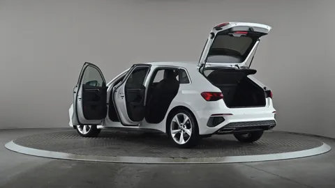 AUDI A3 35 TFSI S Line