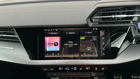 AUDI A3 35 TFSI S Line