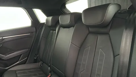 AUDI A3 35 TFSI S Line