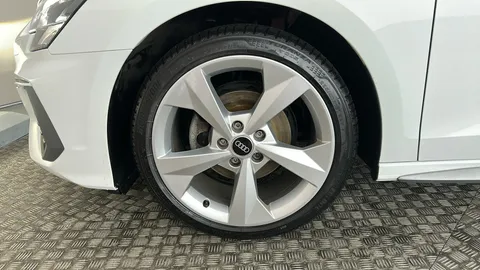 AUDI A3 35 TFSI S Line