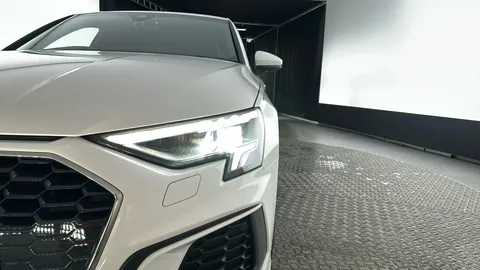 AUDI A3 35 TFSI S Line