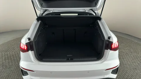 AUDI A3 35 TFSI S Line