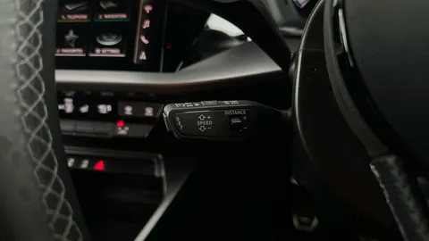 AUDI A3 35 TFSI S Line
