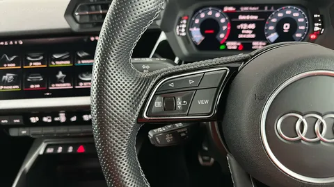 AUDI A3 35 TFSI S Line