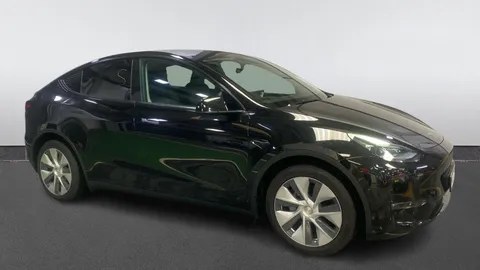 Tesla                     Model Y Long Range AWD Auto