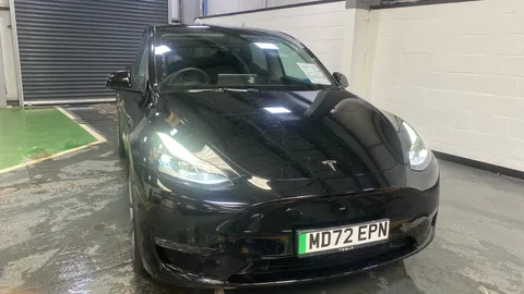 Tesla                     Model Y Long Range AWD Auto