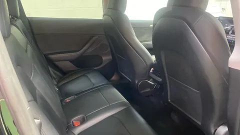 Tesla                     Model Y Long Range AWD Auto