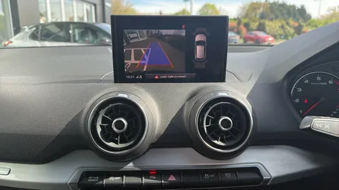 Audi Q2 35 TFSI Sport