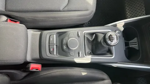 Audi Q2 35 TFSI Sport