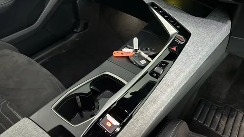 PEUGEOT 3008 157kW GT 73kWh Auto