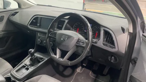 SEAT LEON 1.0 TSI SE Dynamic [EZ]