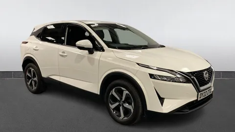 NISSAN QASHQAI 1.3 DiG-T MH N-Connecta