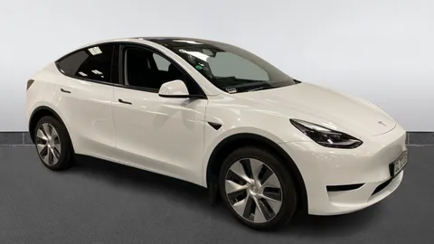 TESLA MODEL Y RWD Auto