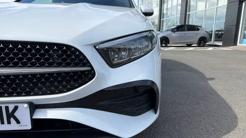 MERCEDES-BENZ A CLASS A180 AMG Line Executive Auto