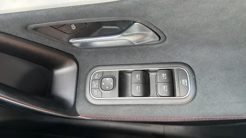 MERCEDES-BENZ A CLASS A180 AMG Line Executive Auto