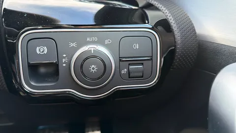 MERCEDES-BENZ A CLASS A180 AMG Line Executive Auto