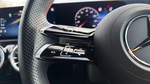 MERCEDES-BENZ A CLASS A180 AMG Line Executive Auto