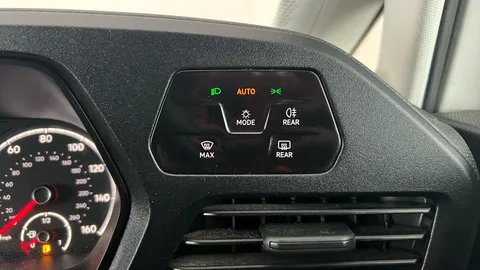 VOLKSWAGEN CADDY 2.0 TDI 102PS Commerce Van