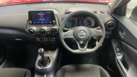 Nissan Juke 1.0 DiG-T 114 Acenta