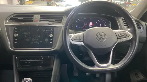 Volkswagen Tiguan Allspace 1.5 TSI Life 5dr