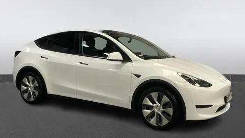 Tesla                     Model Y RWD 5dr Auto