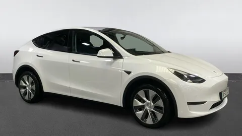 Tesla                     Model Y Long Range AWD Auto