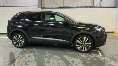 Peugeot 3008 1.5 BlueHDi GT Line Premium