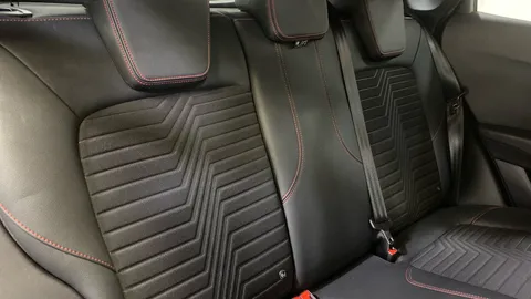 Ford Puma 1.0 EcoBoost Hybrid mHEV ST-Line X 5dr